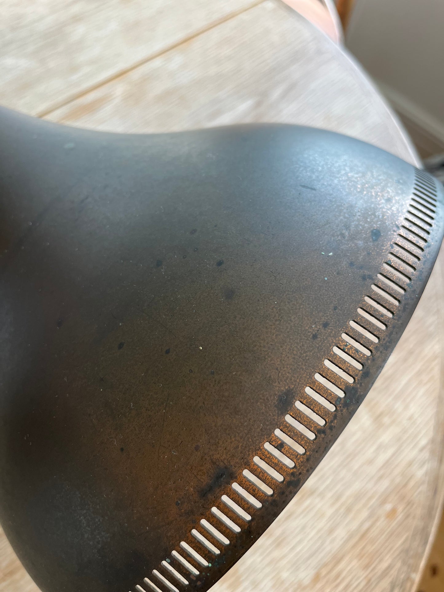Kegleformet lampe