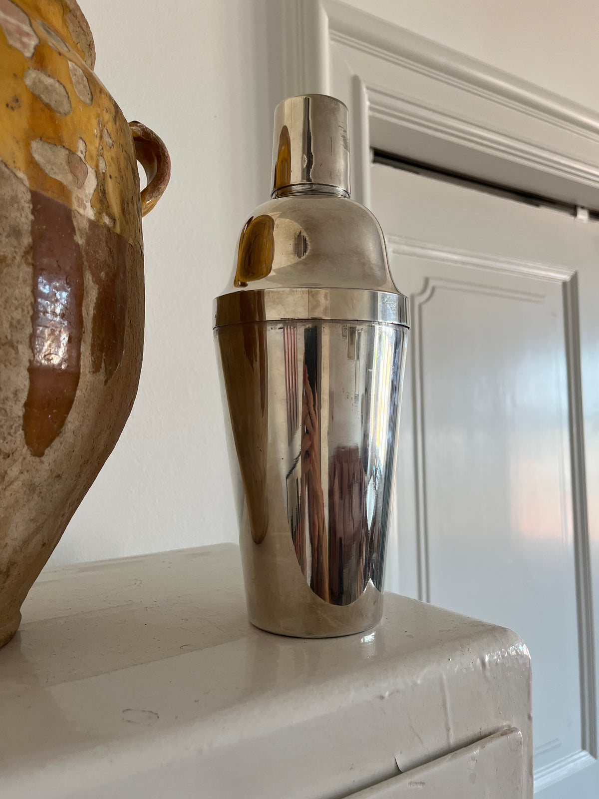 Vintage shaker