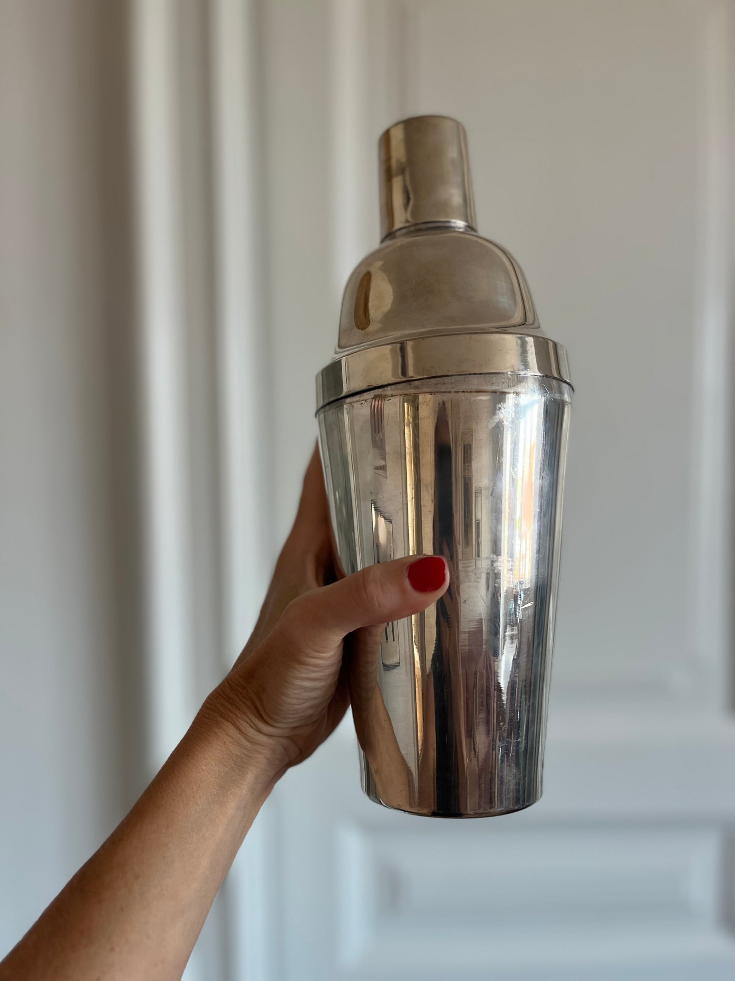 Vintage shaker