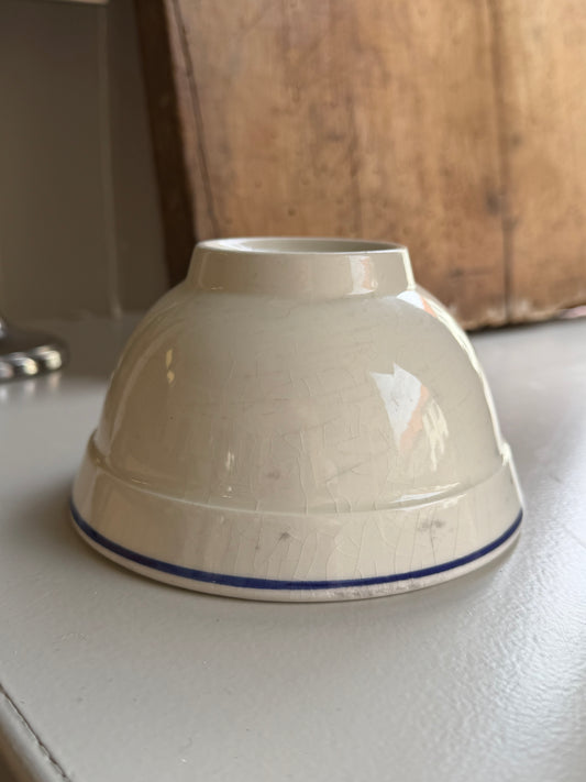 Italiensk vintage cafe-au-lait-skål med blå stribe