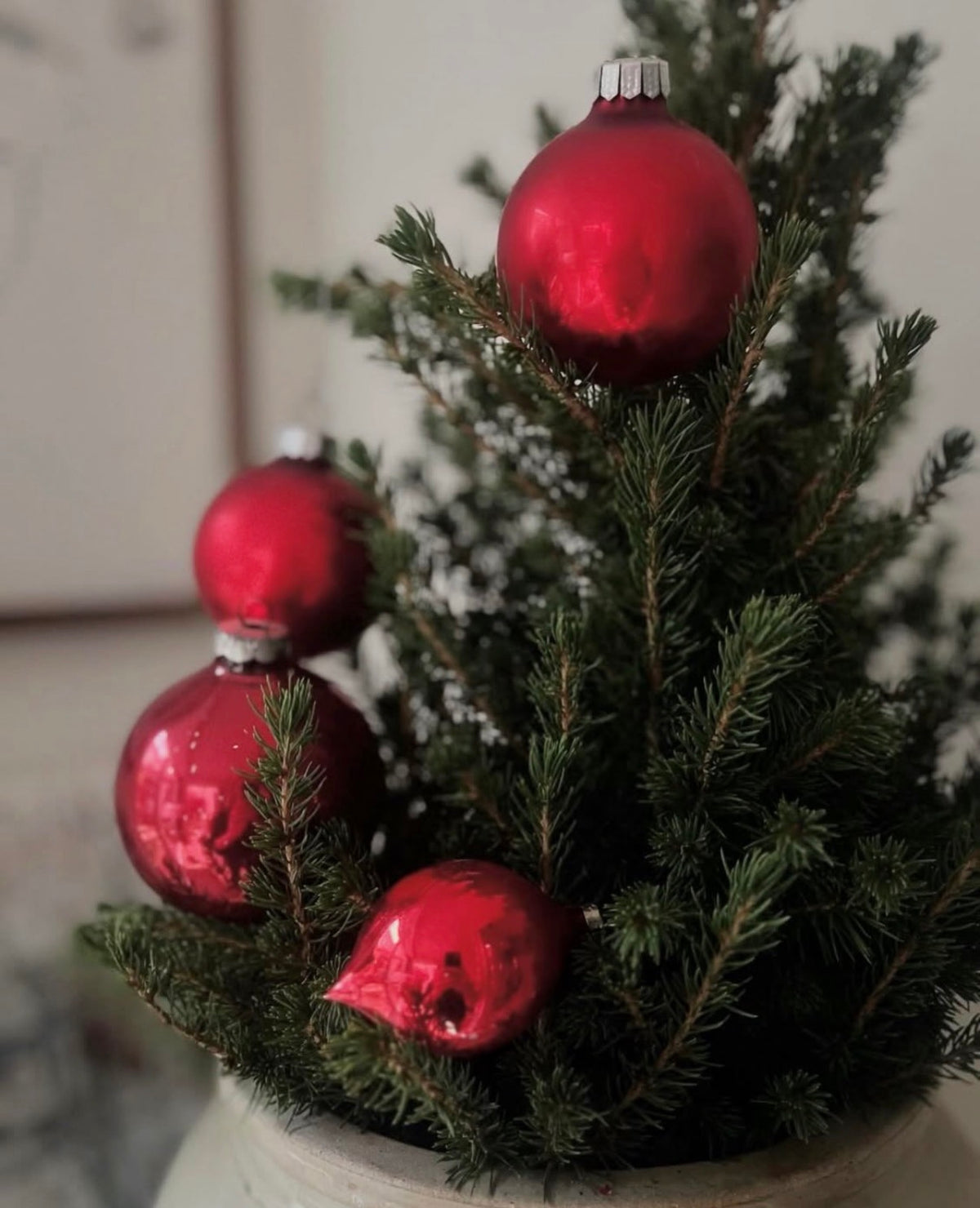 Røde julekugler