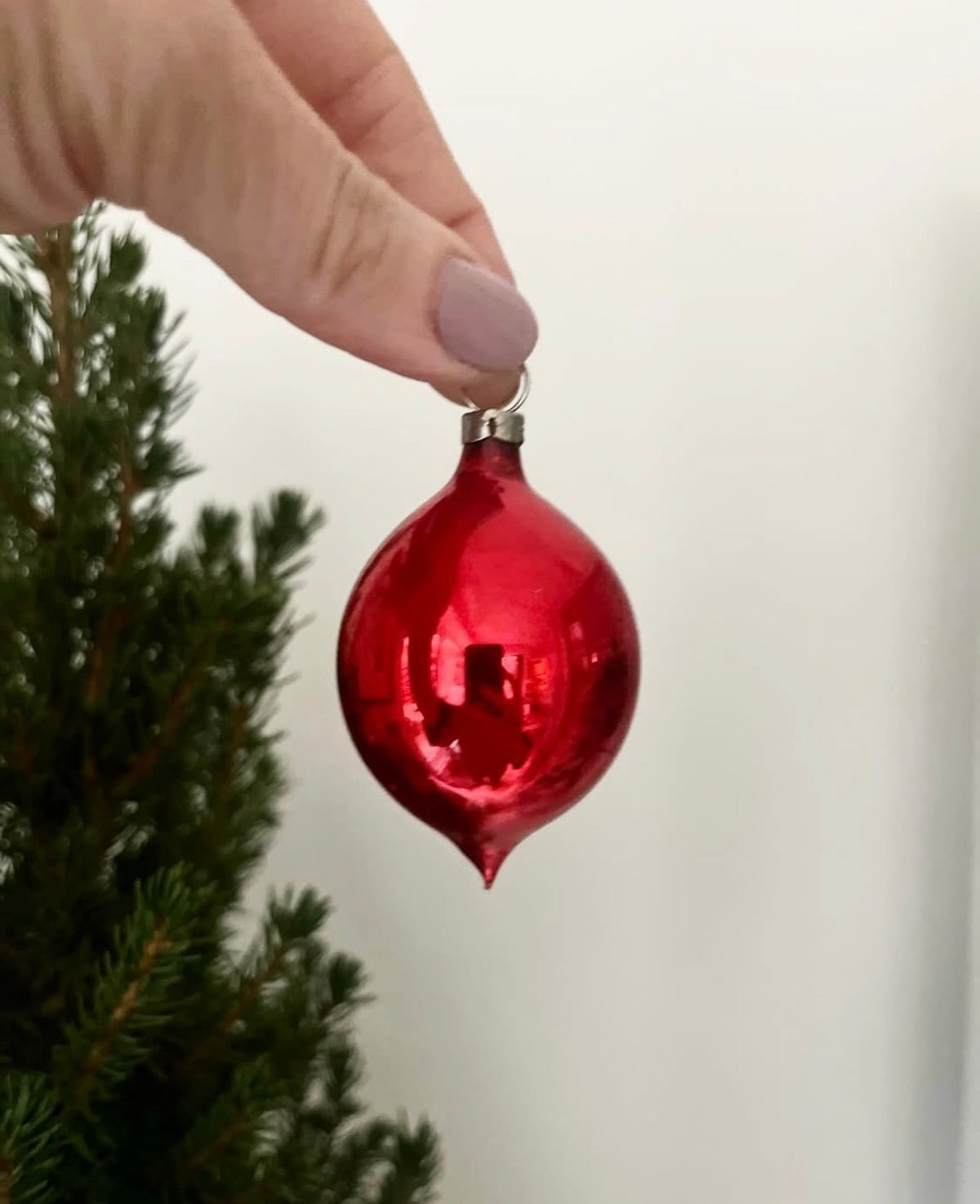 Røde julekugler
