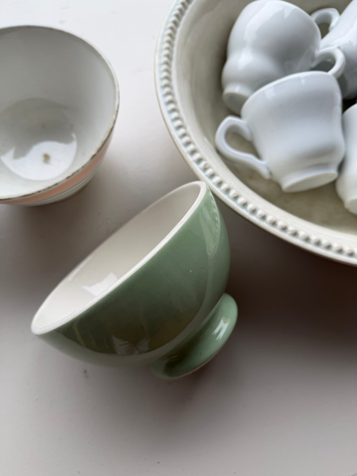 Fransk kaffeskål med mintgrøn glasur
