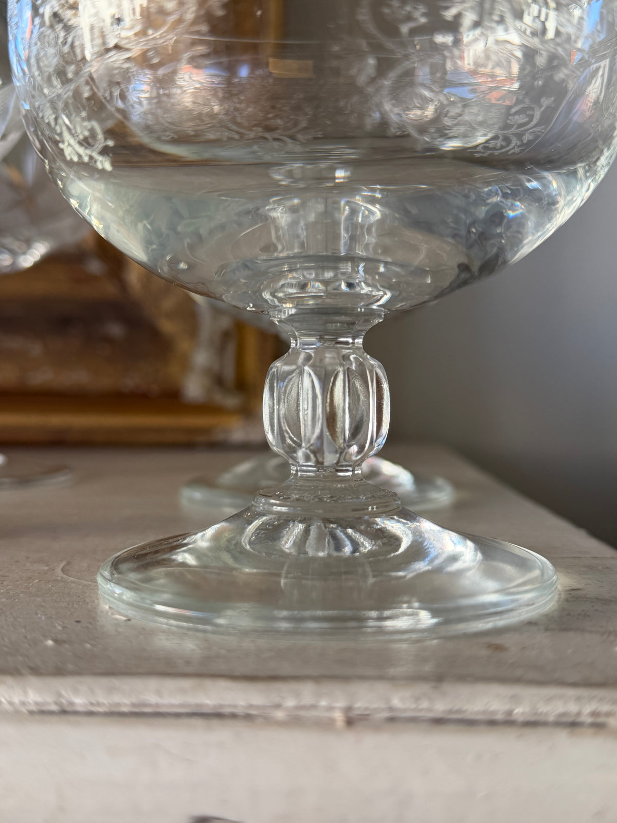Franske vintage champagneskåle med ætset mønster