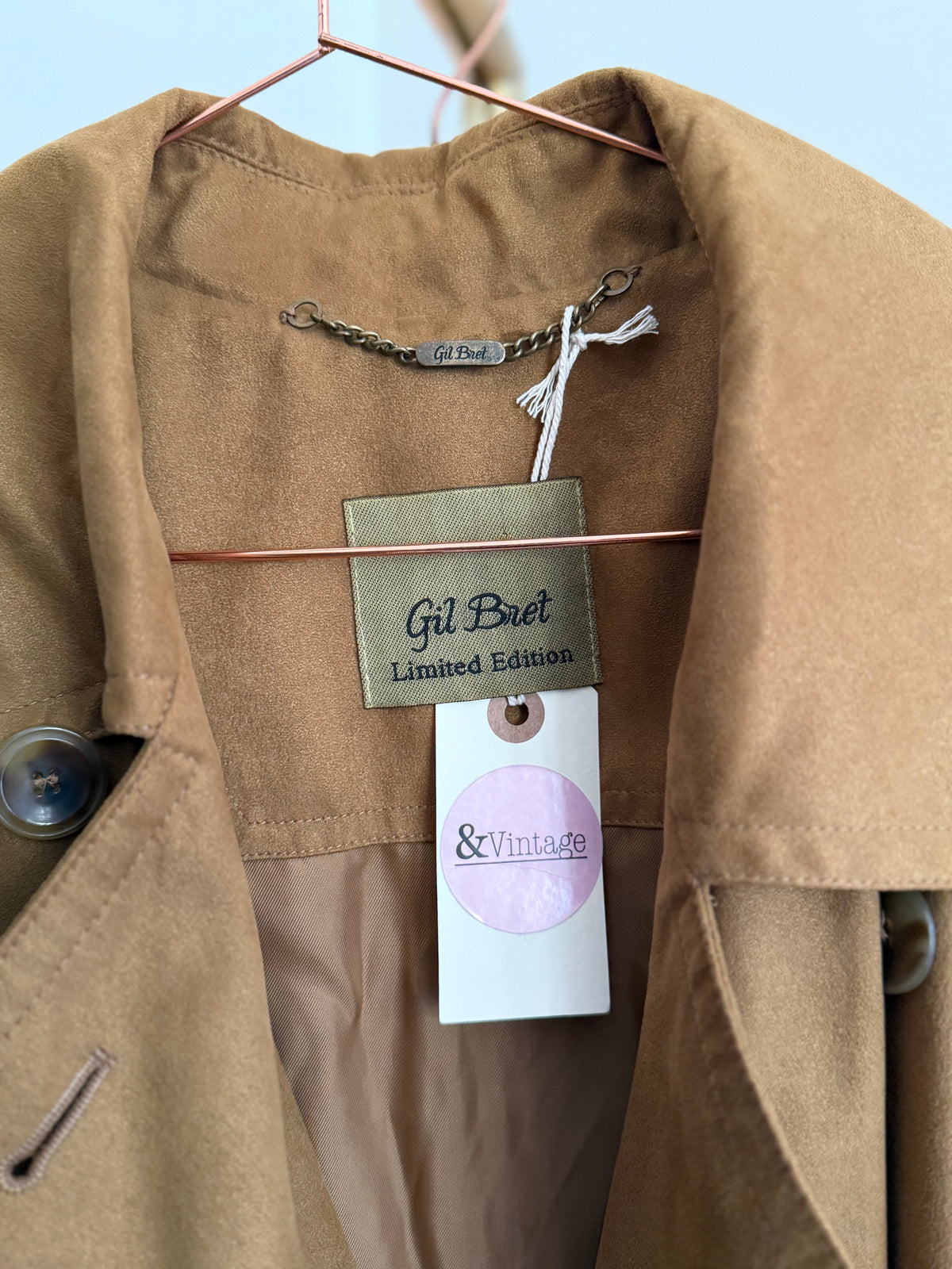 Vintage trenchcoat i cognacfarvet faux suede