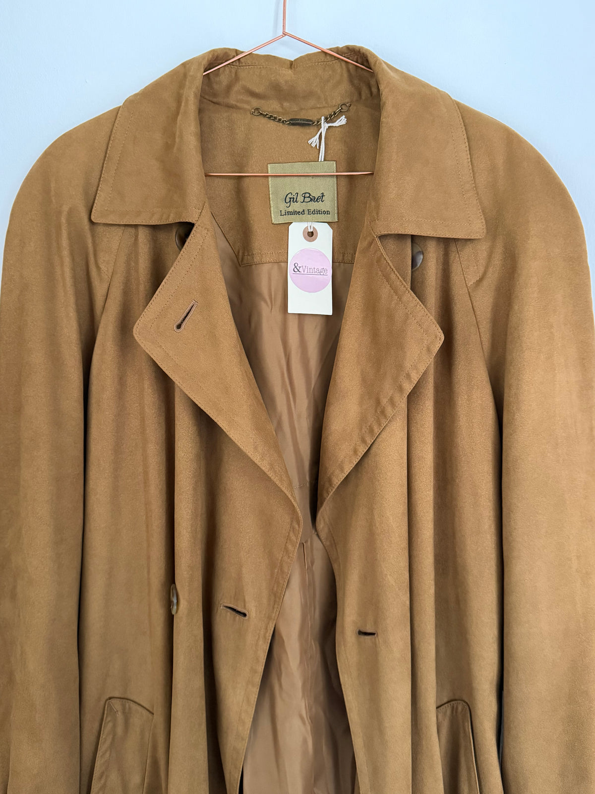 Vintage trenchcoat i cognacfarvet faux suede