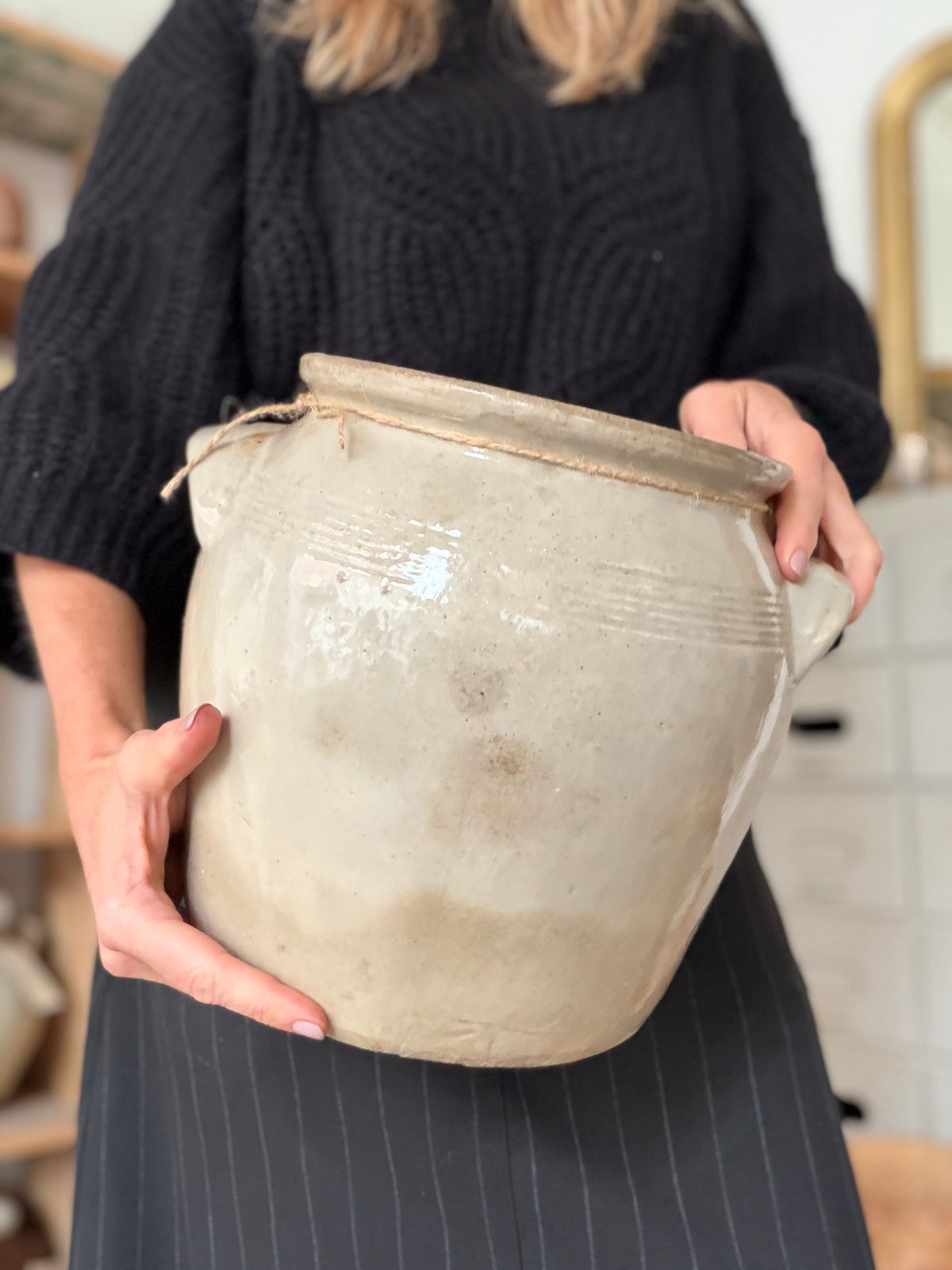 Fransk vintage krukke med grå glasur