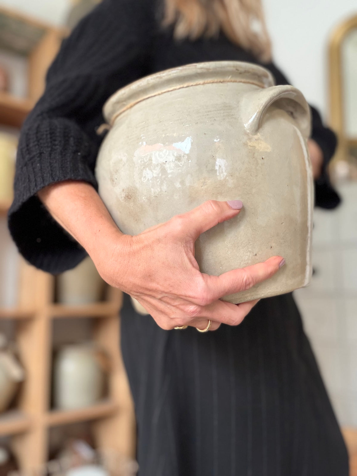 Fransk vintage krukke med grå glasur