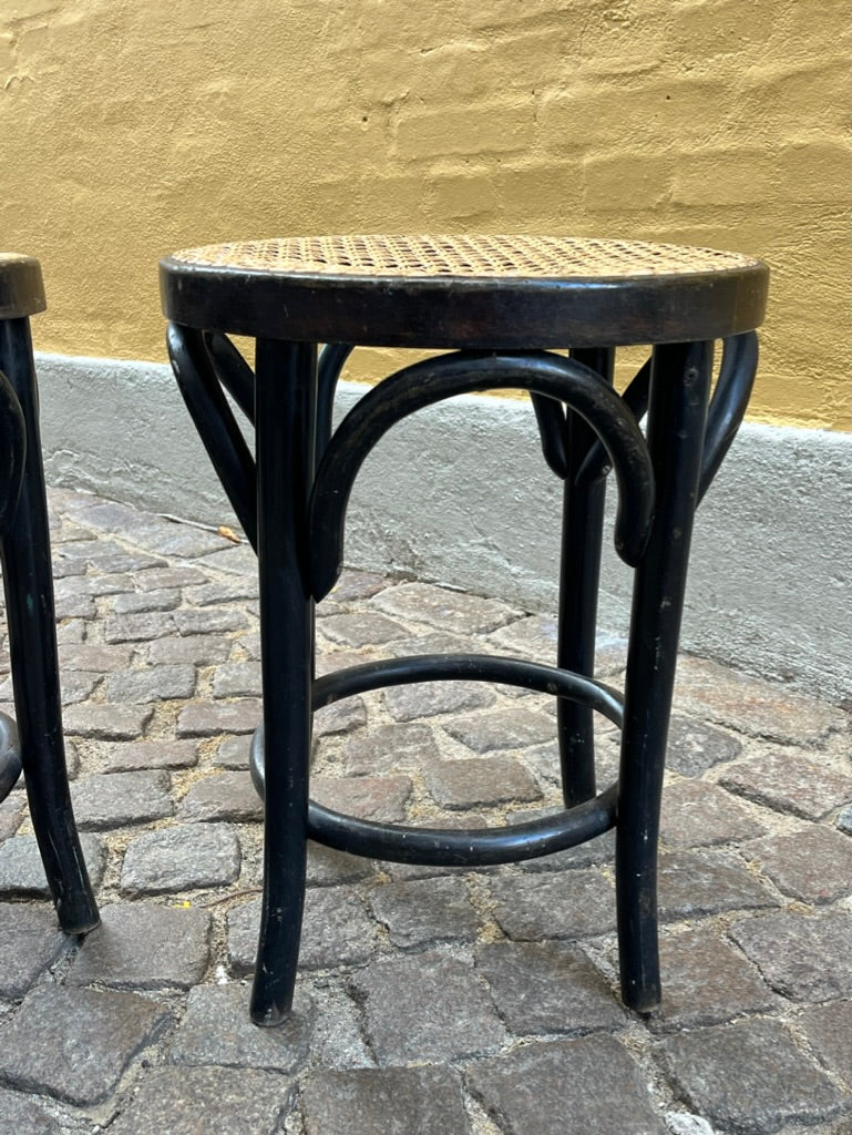 Thonet skamler